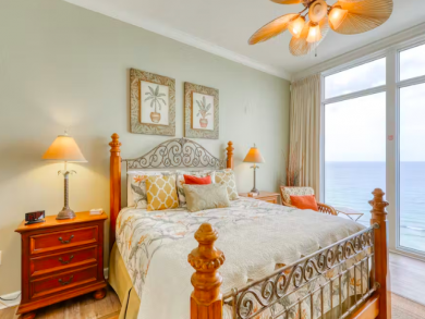 Beachfront Condo with Unbeatable view